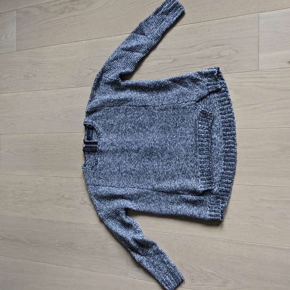 LINE sweater. Size xsmall. Oversized sweater. Black and white mix. - Picture 1 of 3